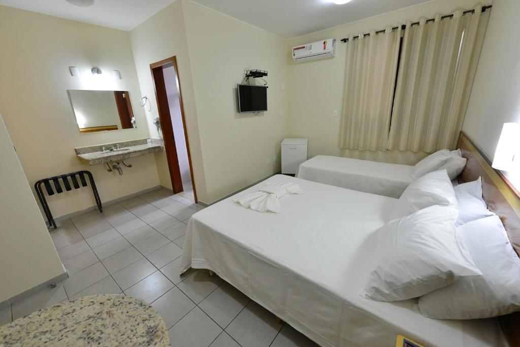 Vind'S Plaza Hotel Caratinga Экстерьер фото
