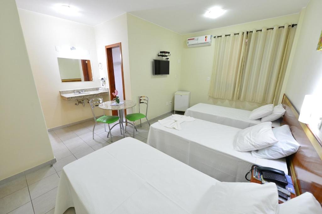 Vind'S Plaza Hotel Caratinga Экстерьер фото