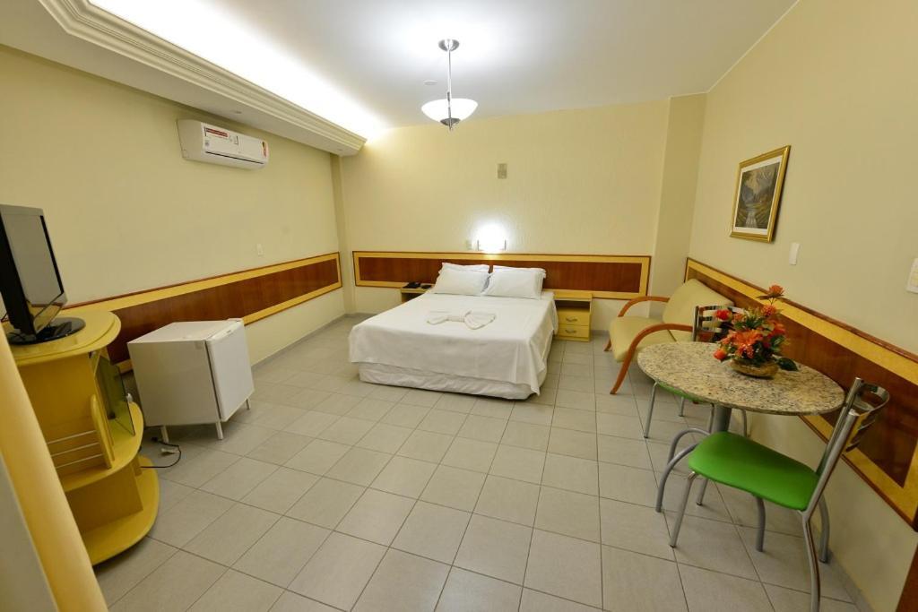 Vind'S Plaza Hotel Caratinga Экстерьер фото